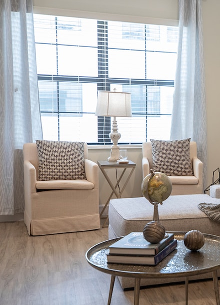 DL-SeascapeNaples-floorplan-assisted-411-image